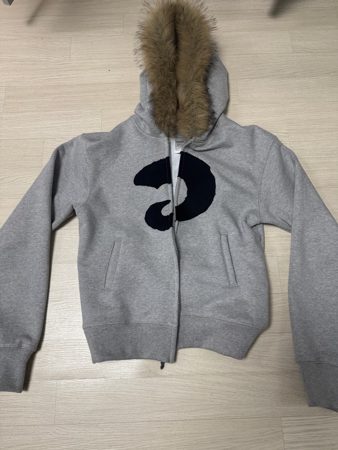 오디피기X탄산마그네슘 퍼 후드집업 M 상품이미지2