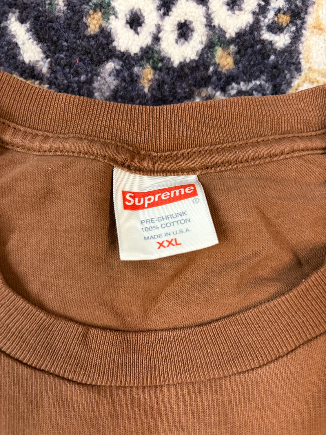 슈프림 23ss 스트로베리 티셔츠 XXL 브라운 상품이미지2