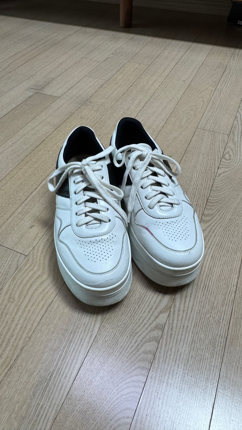 셀린느 운동화 상품이미지1