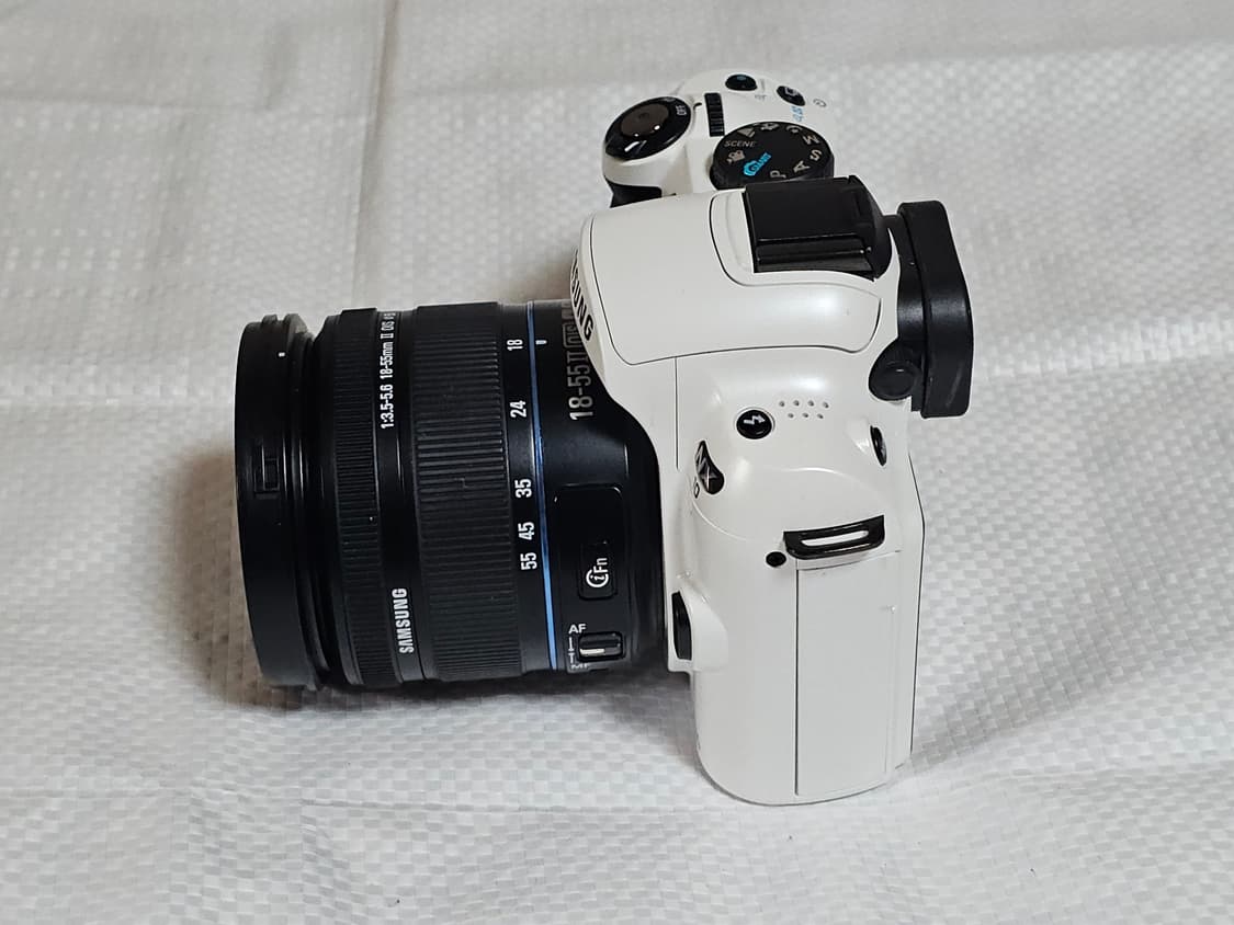 삼성 NX10 미러리스 카메라 18-55mm 렌즈 세트 상품이미지4
