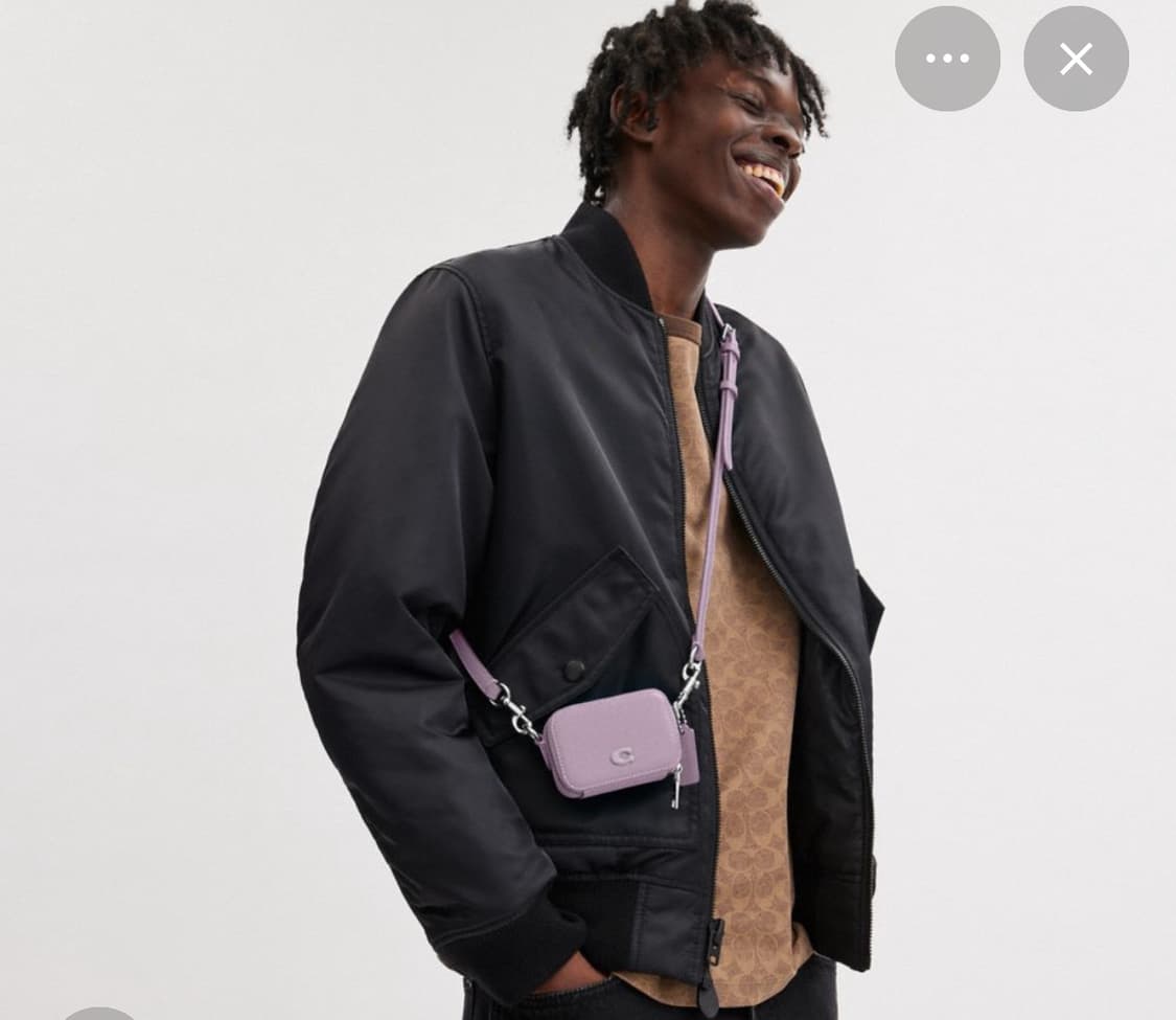 코치 크로스바디 파우치 상품이미지4