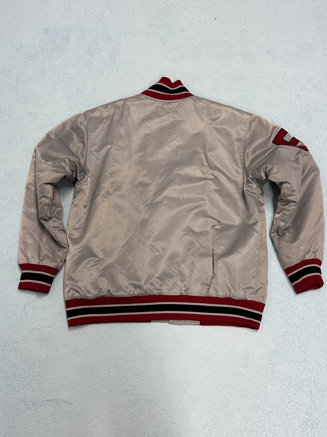 100 스톨앤딘 바시티 스카잔 봄버 자켓 판매합니다 상품이미지5