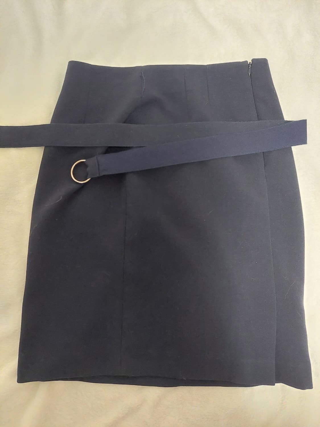 플라스틱 아일랜드 네이비 미디 스커트 상품이미지3