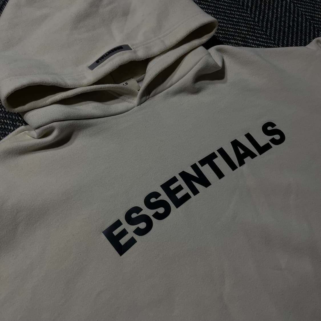 FEAR OF GOD 피어오브갓 에센셜 후드티 상품이미지3