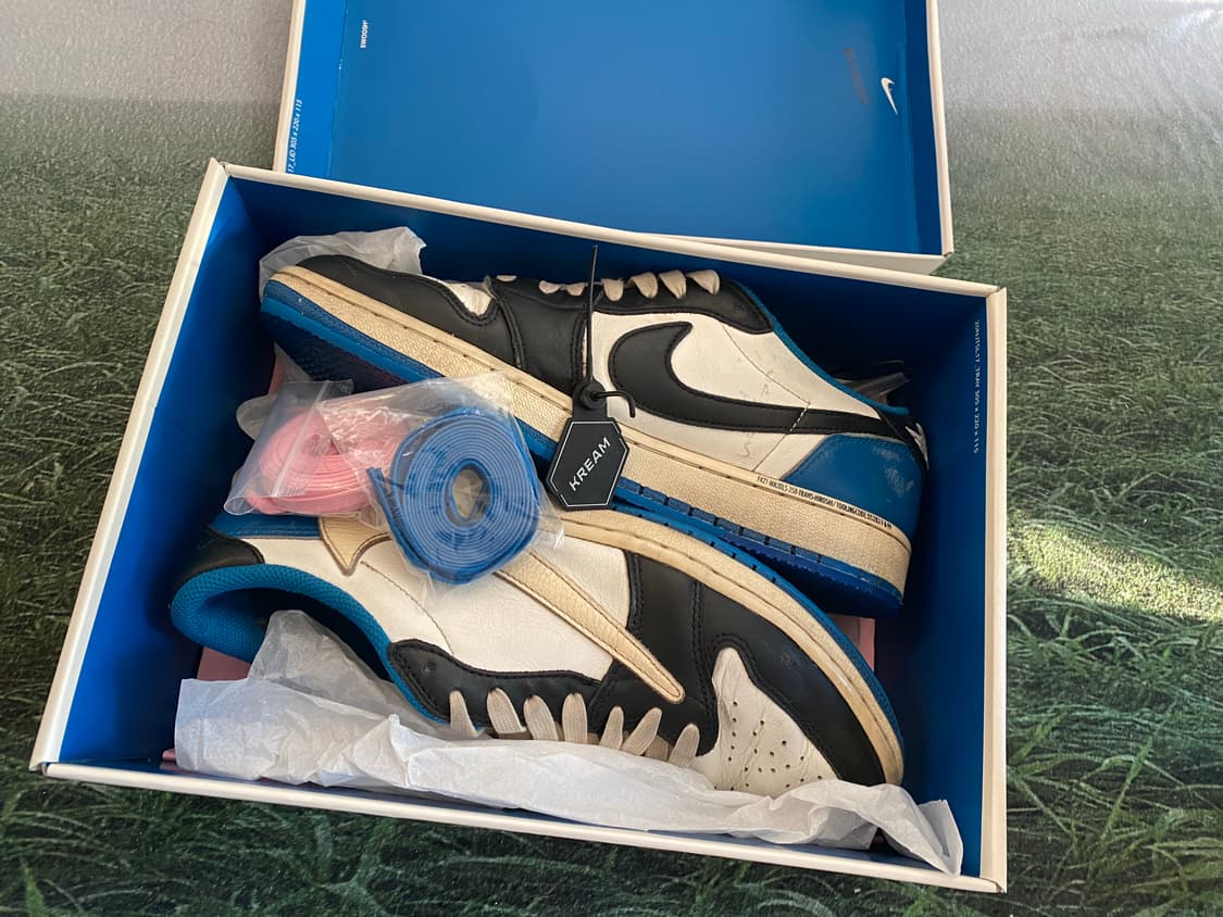 나이키 에어 조던1 로우 트래비스 스캇 OG 상품이미지1