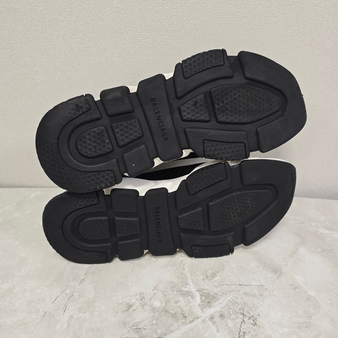 발렌시아가 스피드러너 스니커즈 신발 41사이즈 265 270 판매 상품이미지6