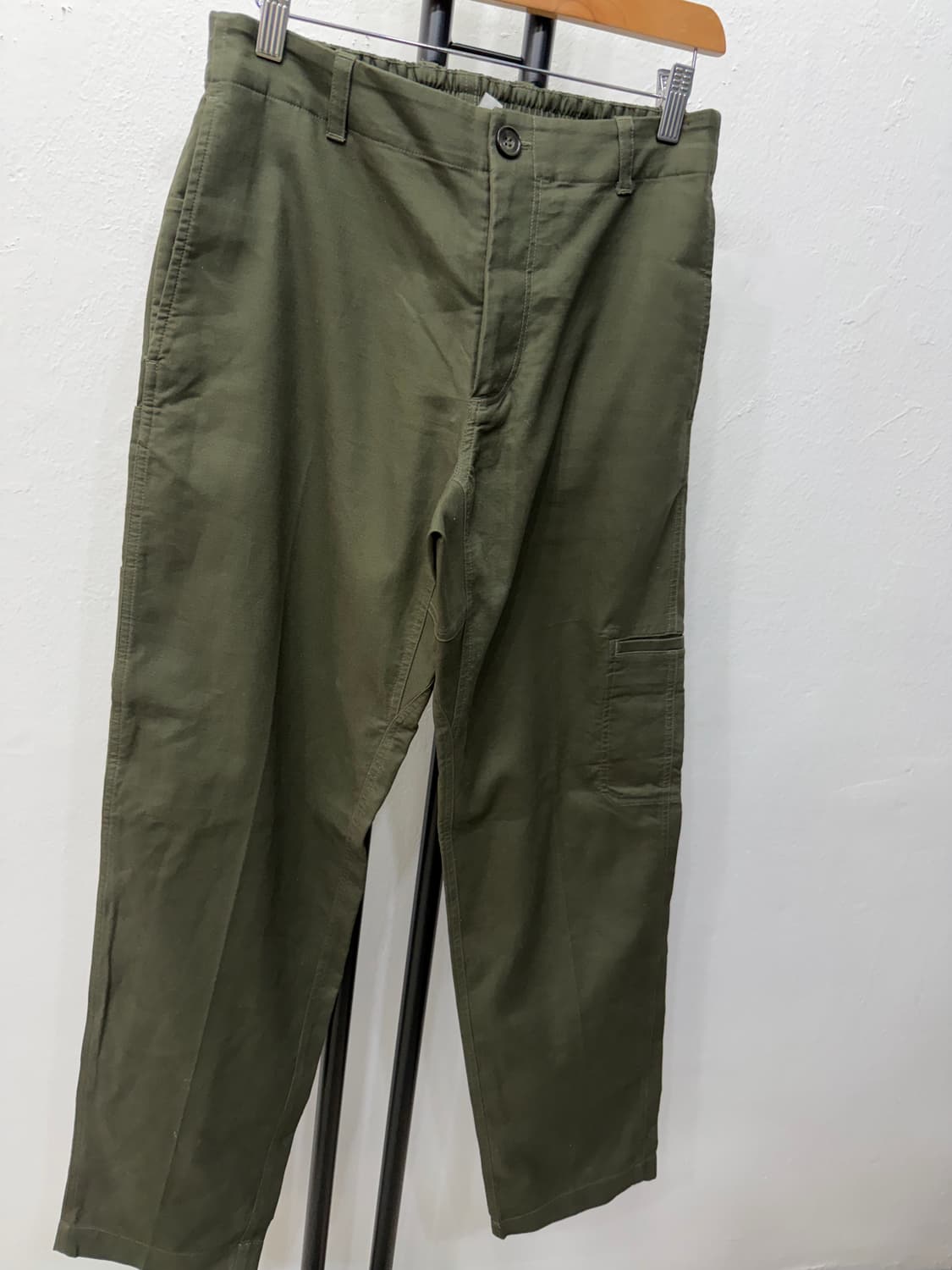 정품) COS 코스 남성 카키색 카고 밴딩 면바지 46 상품이미지2