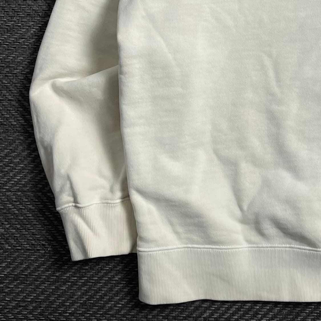 커버낫 C로고 박시핏 크림 맨투맨o 4201 상품이미지3