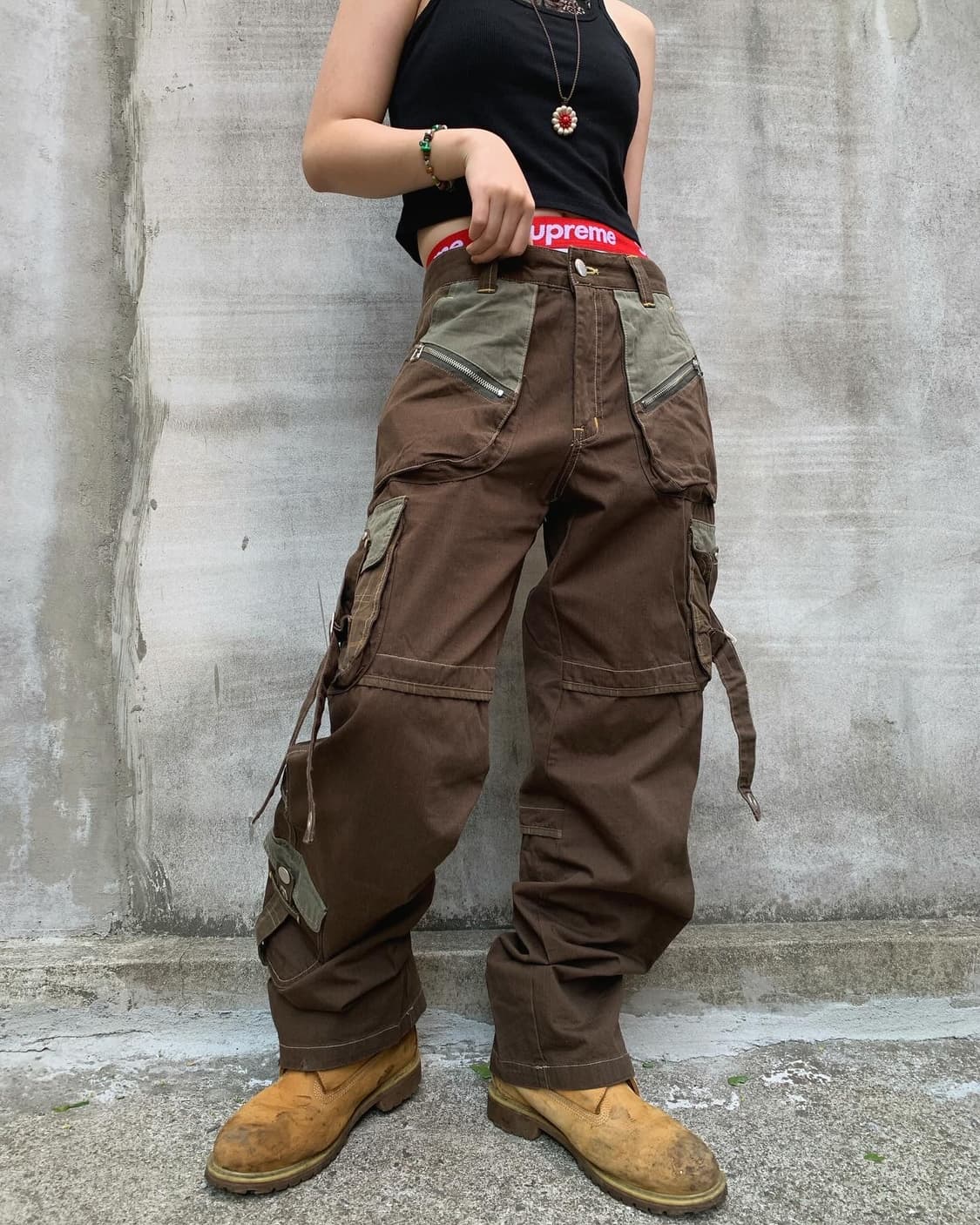 스트랩 디테일 멀티포켓 카고팬츠 상품이미지2