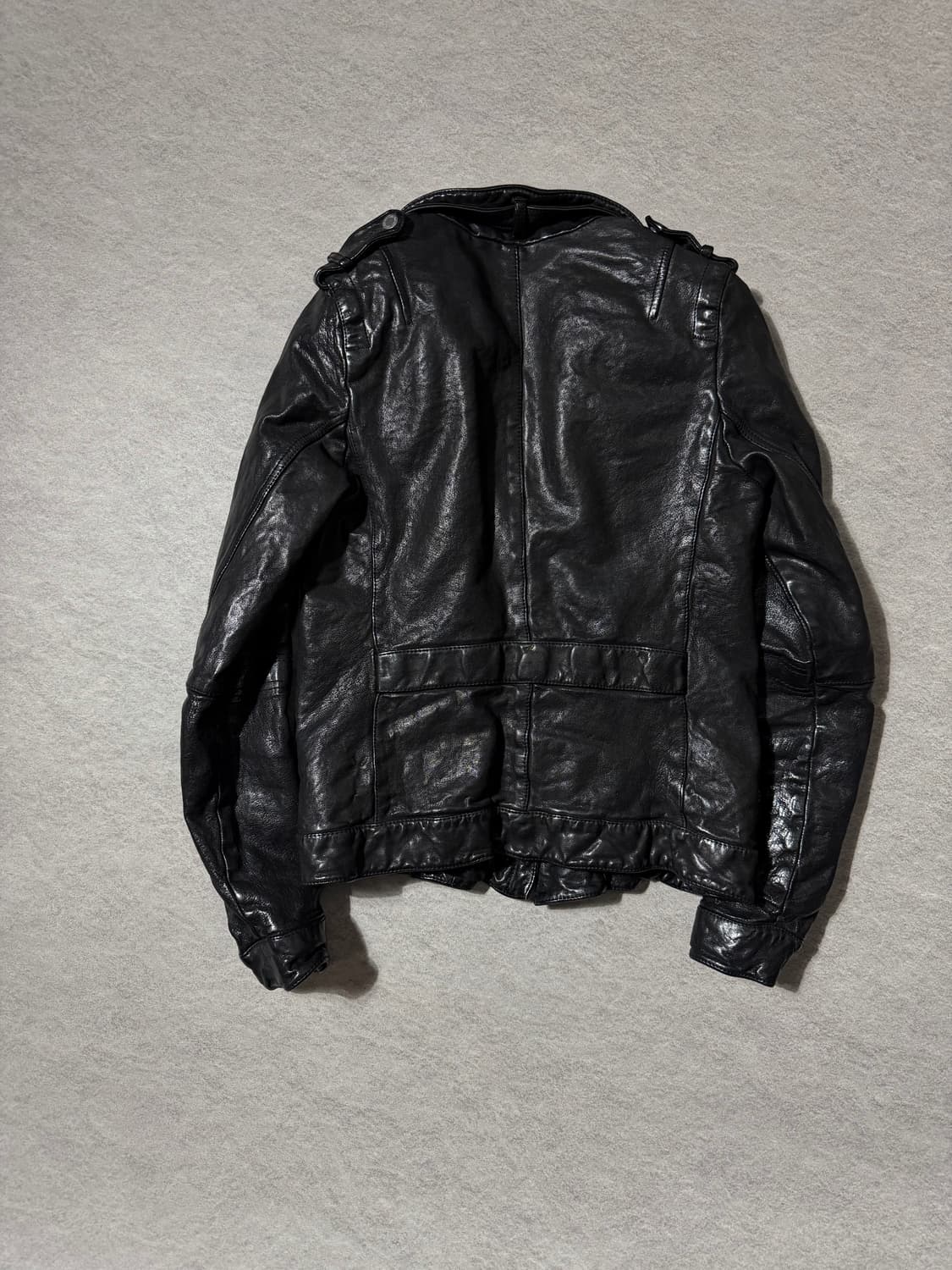 닐바렛 멀티지퍼 버팔로레더자켓 상품이미지3