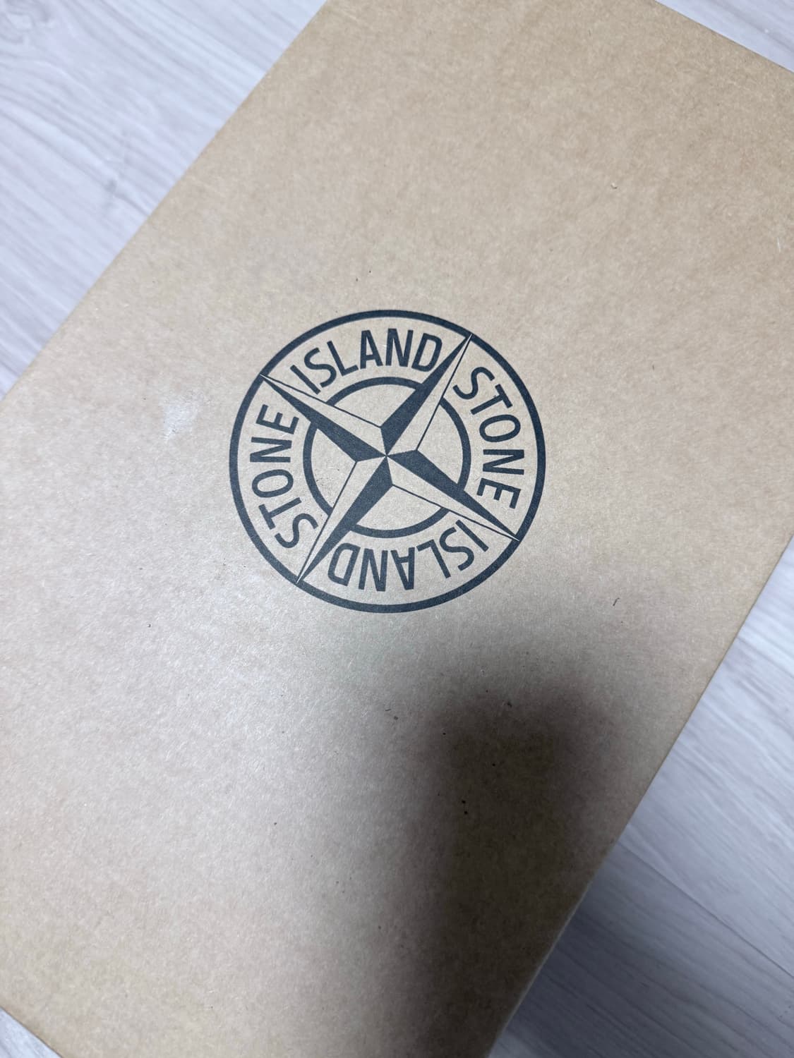 솔드아웃구매) 뉴발란스 x 스톤 아일랜드 991v2 메이드 인 UK 블랙 상품이미지9