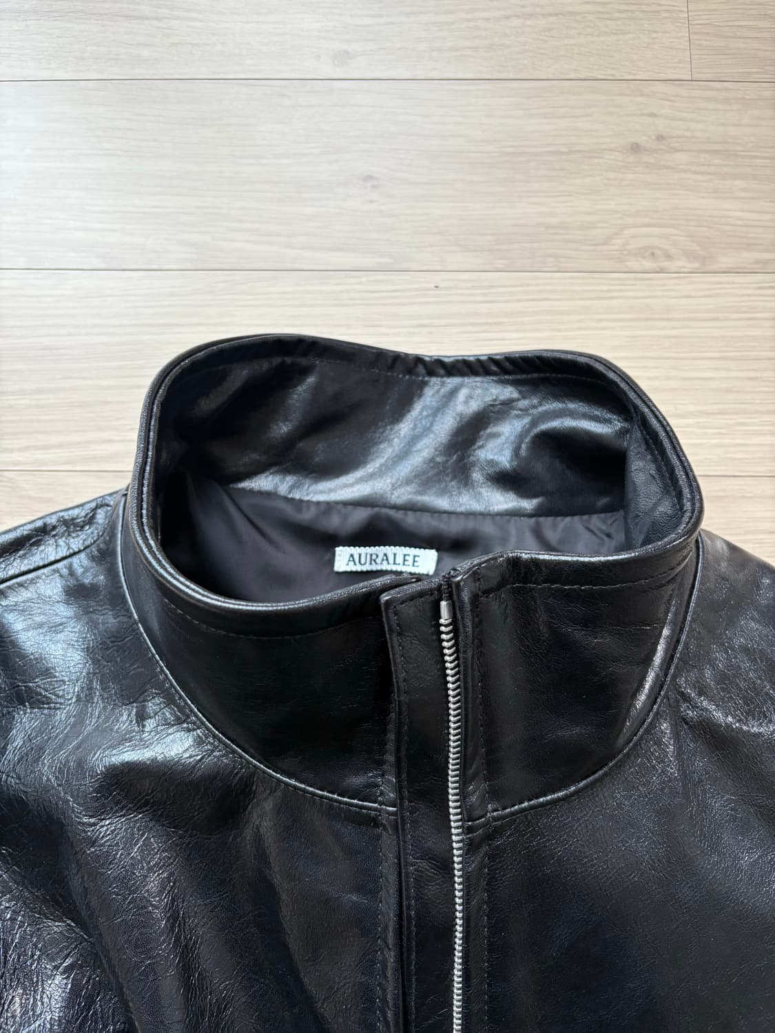 오라리 하드 램 레더 블루종 블랙 상품이미지4