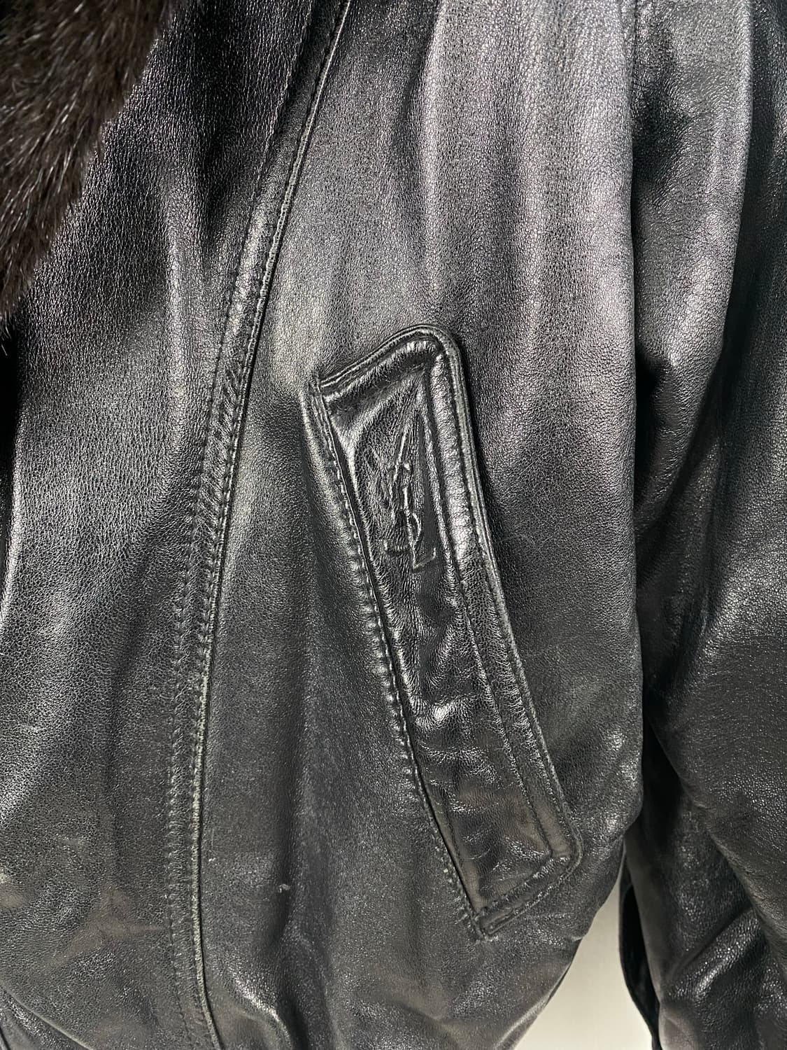 입생로랑 YSL 퍼카라 양가죽 레더자켓 M 상품이미지3