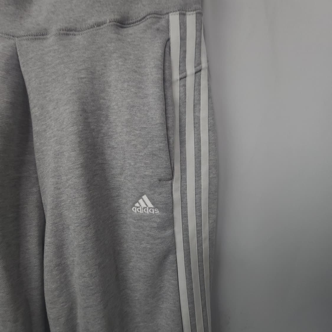 허리 ~30 아디다스 새상품 회색 조거팬츠  상품이미지2