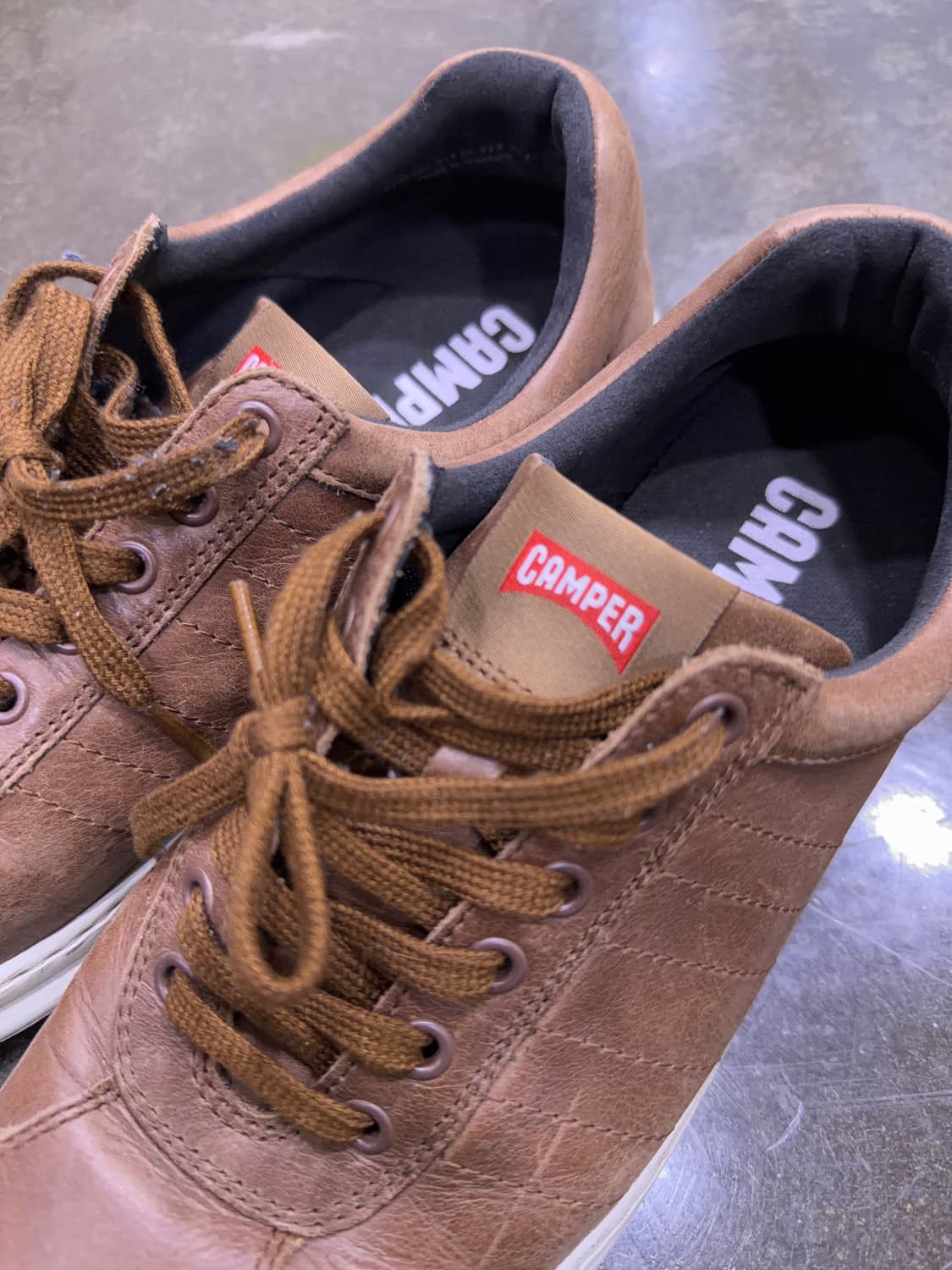 캠퍼 러너 포 레더 스니커즈 브라운 265 상품이미지4