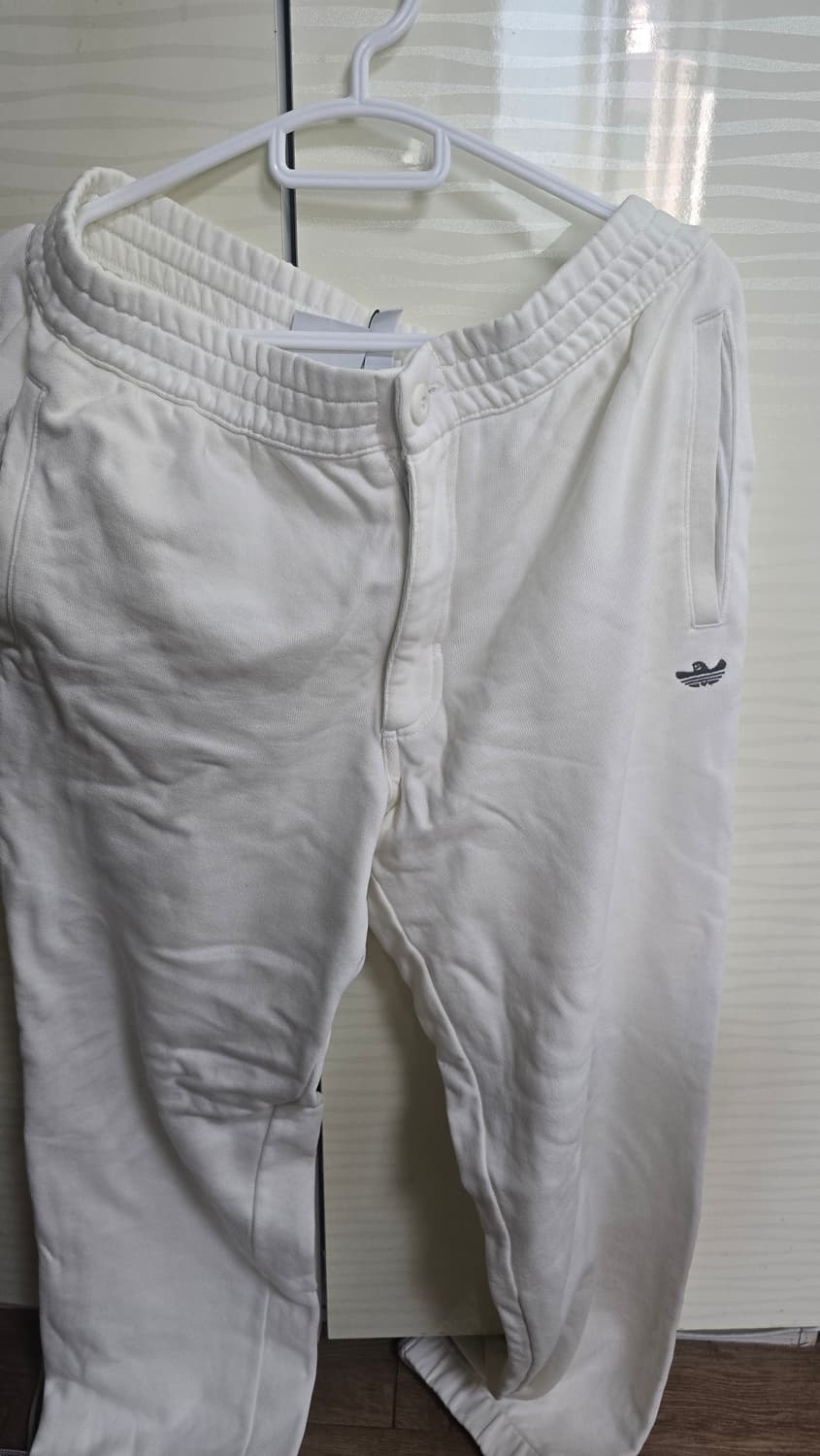 아디다스 마크 곤잘레스 콜라보 오프화이트 상품이미지1