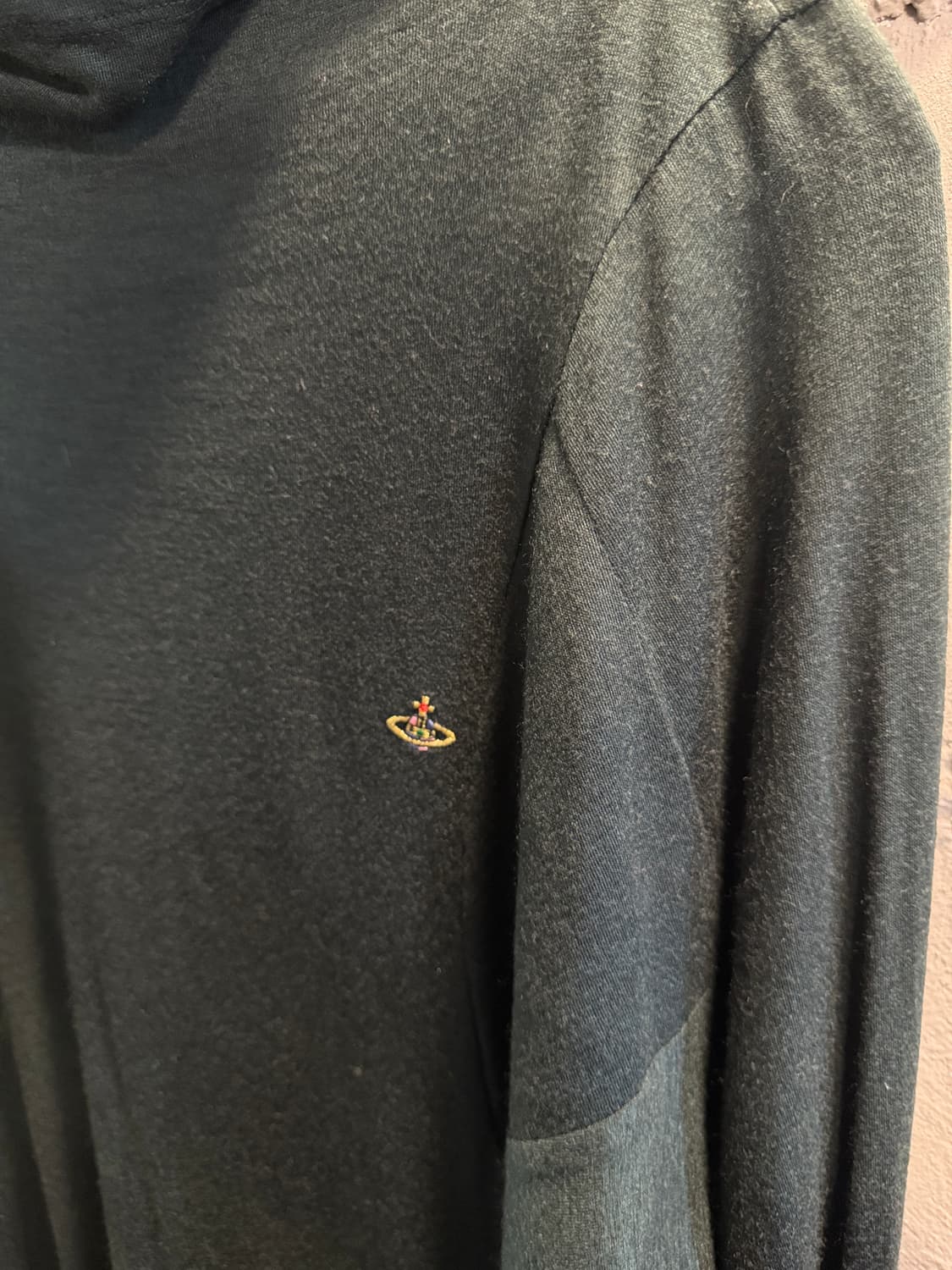 비비안웨스트우드 앵글로매니아 터틀넥 니트 버튼 슬리브 38 상품이미지2