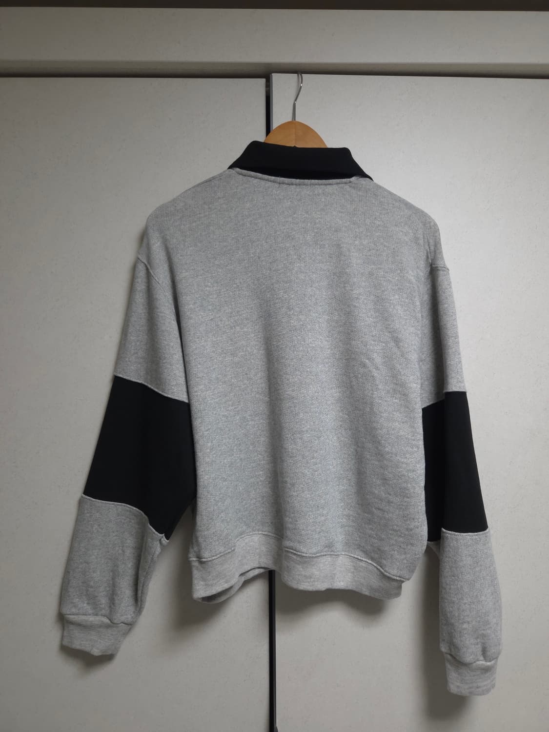 그로브 grove 배색 맨투맨 상품이미지5