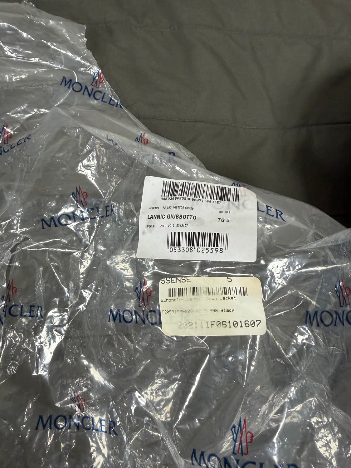 몽클레어 라니크 라닉 숏패딩 5사이즈 상품이미지9