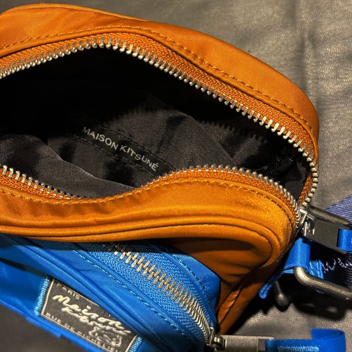 메종키츠네 로고패치 나일론 크로스백 상품이미지4
