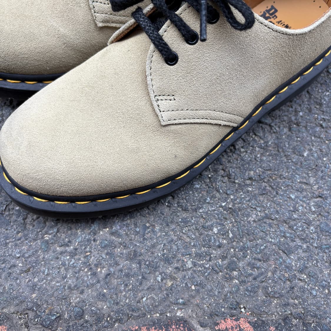 Dr. Martens 닥터마틴 1461 스웨이드 로퍼 (250) 상품이미지3