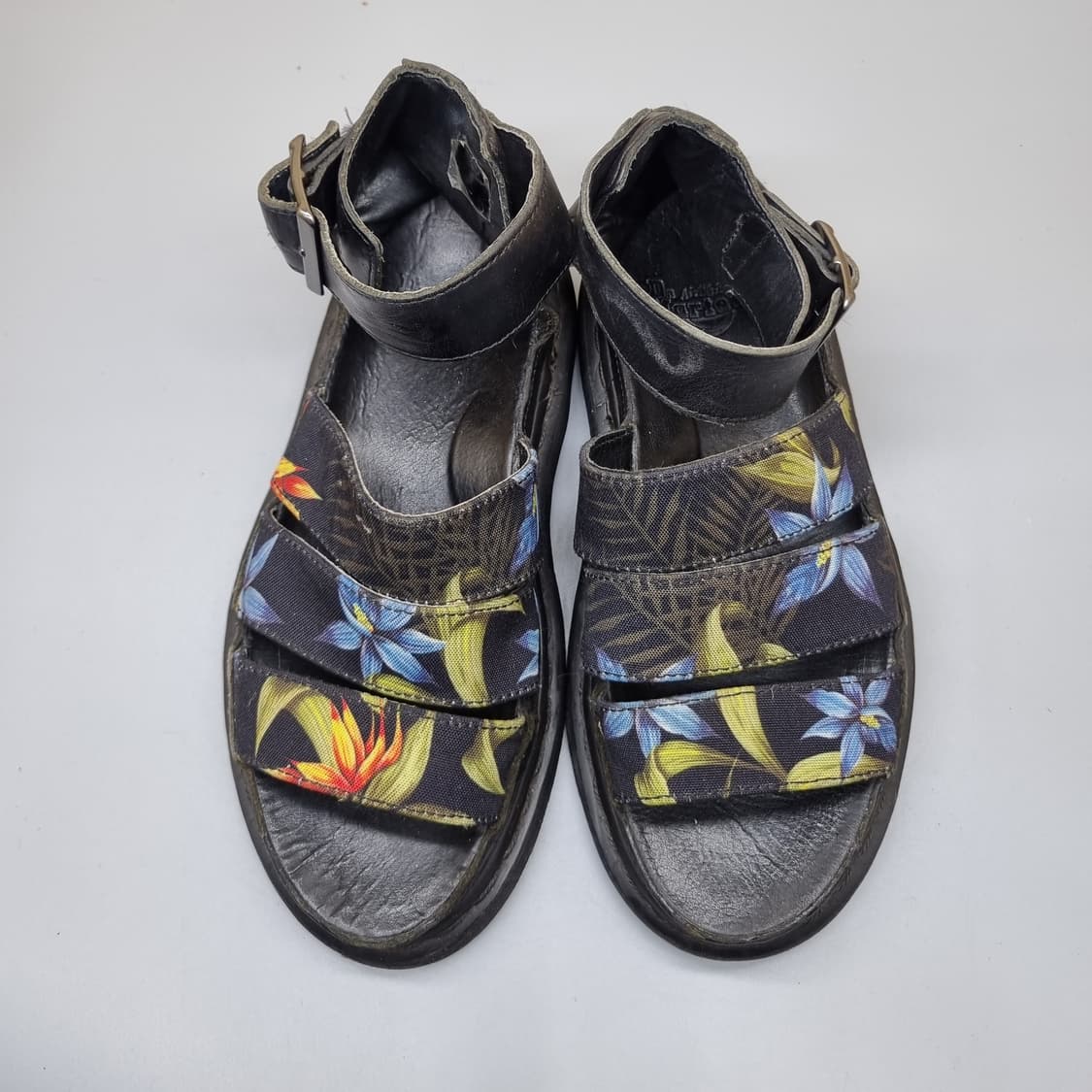 닥터마틴 클라리사 플라워 여성샌들36 225 상품이미지2