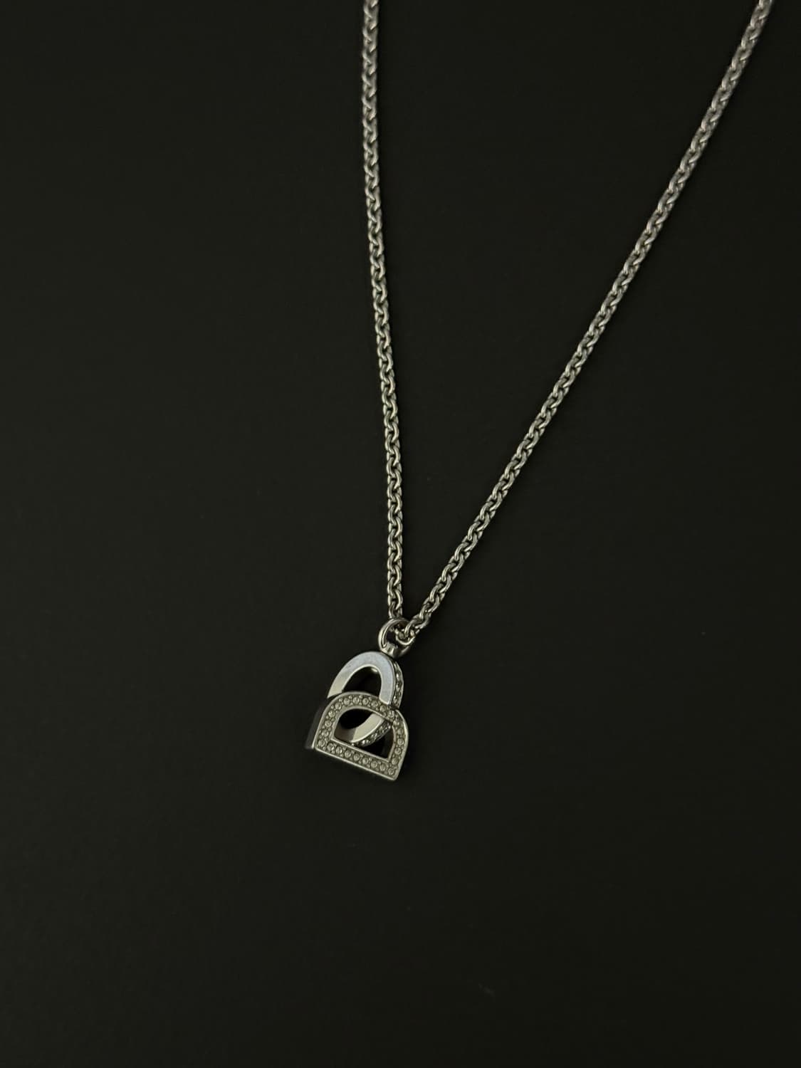 디올 CD 락 네크리스 상품이미지1