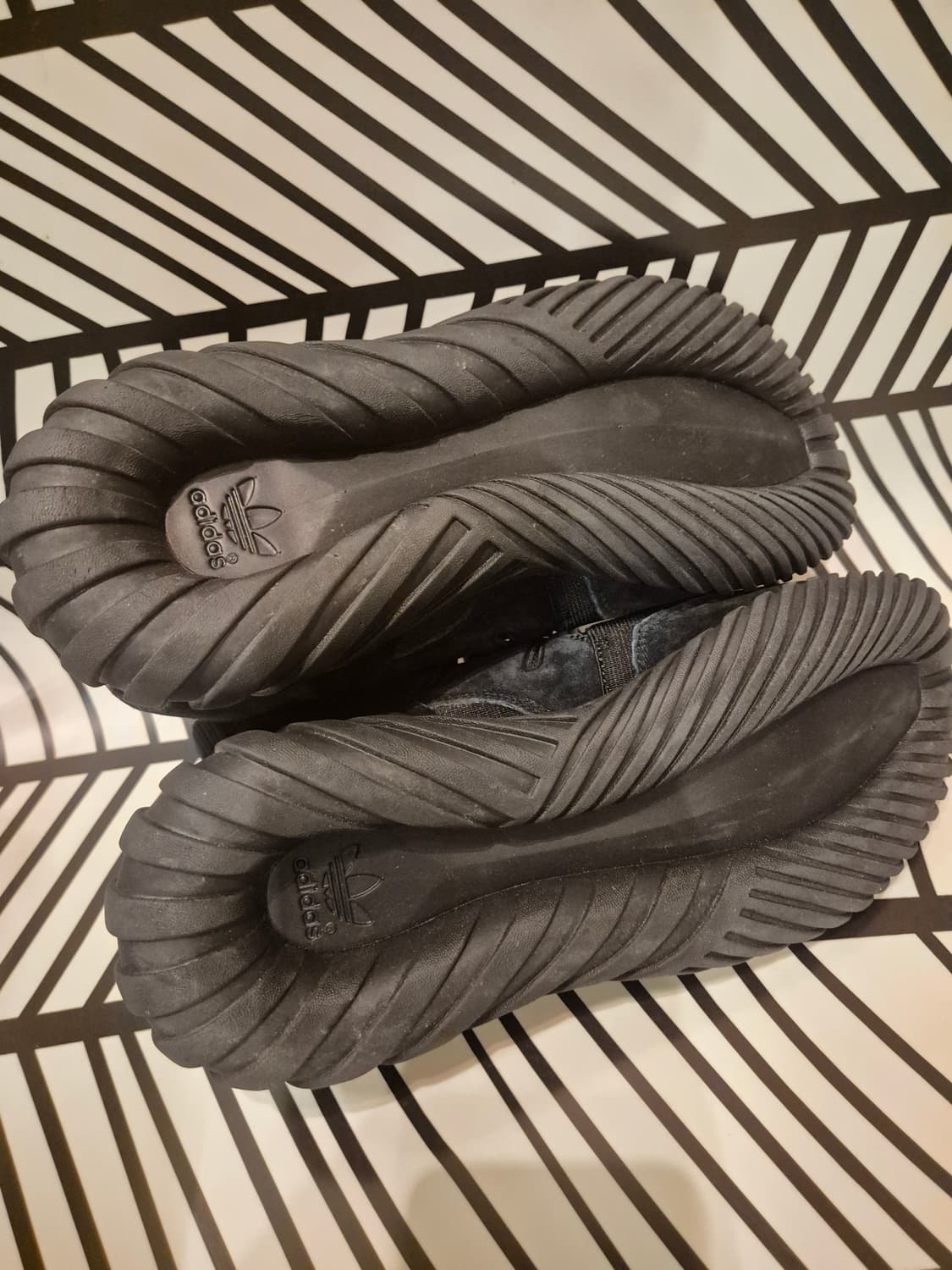 아디다스 튜블라 둠 트리플 블랙 us/8 260 판매합니다 상품이미지4