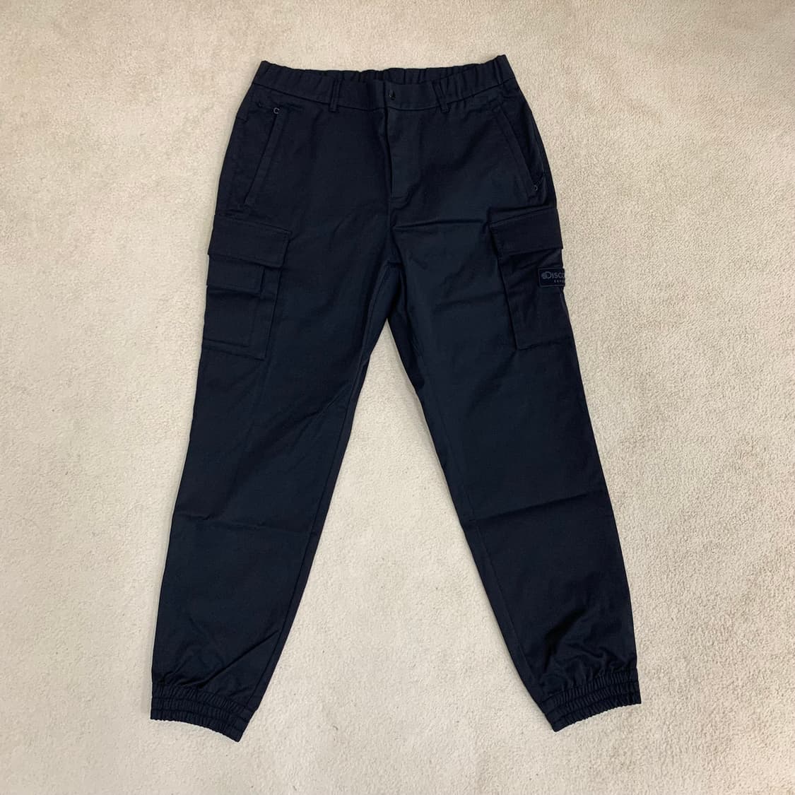 디스커버리 카고 조거 팬츠(34/블랙) 트레이닝바지 상품이미지2