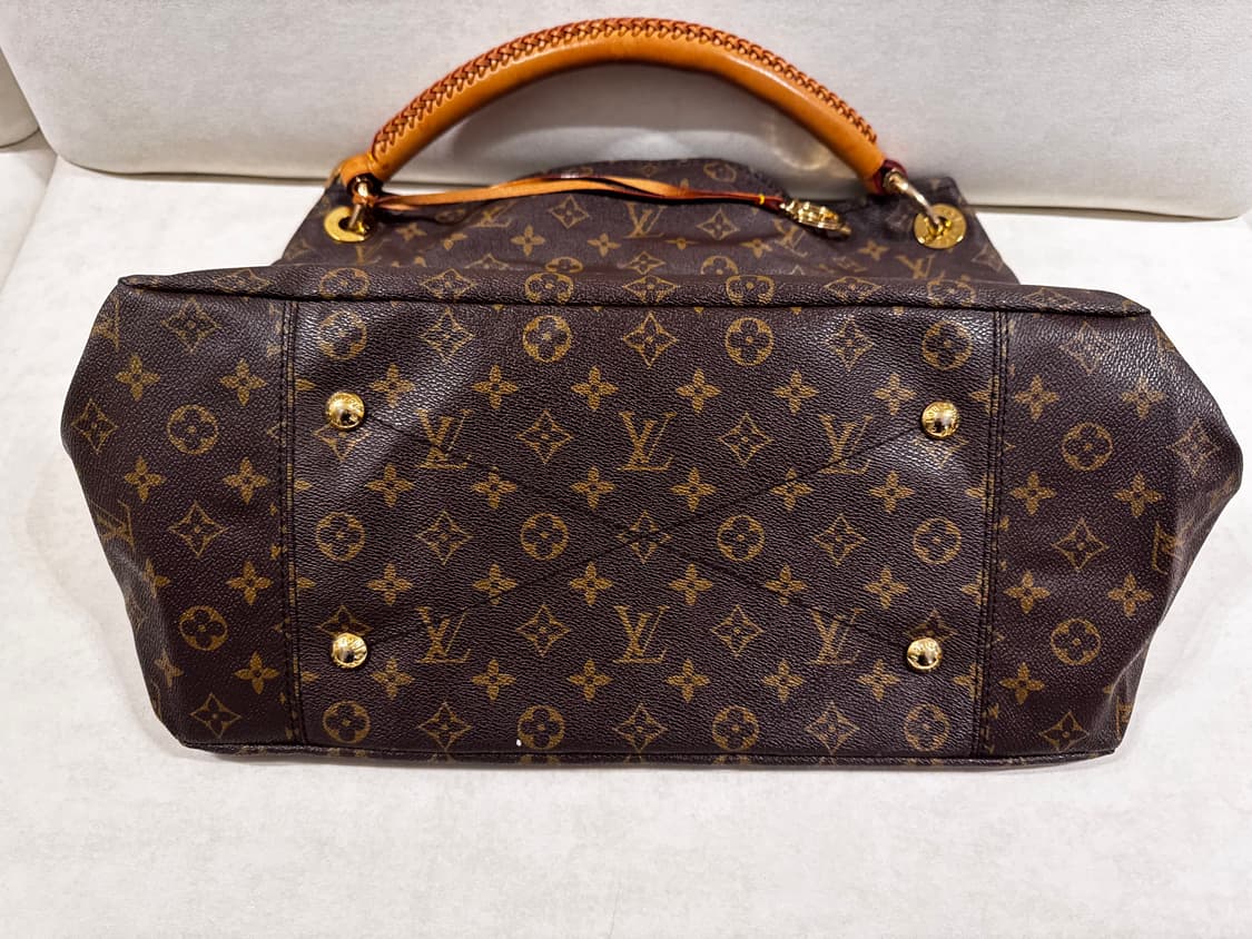 루이비통 앗치 MM 모노그램 상품이미지2