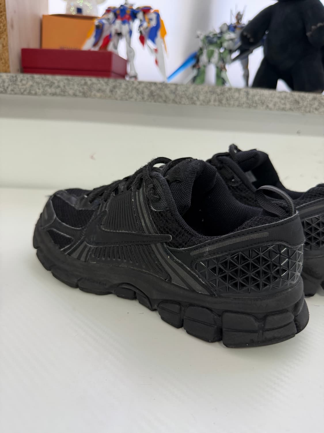 정품) 나이키 줌 보메로5 운동화 240  상품이미지7