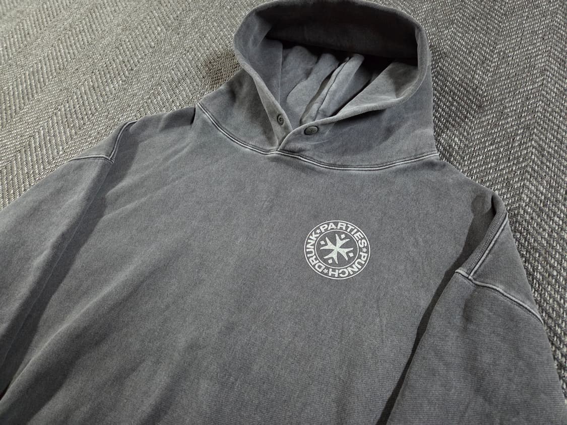 펀치드렁크파티즈 피그먼트 워싱 후드 스웨트셔츠 상품이미지3