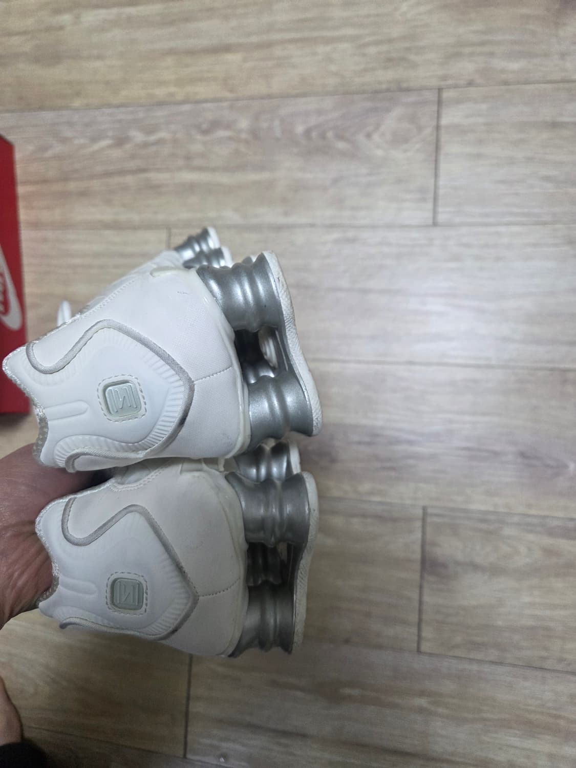 나이키 샥스TL 화이트 260 상품이미지4