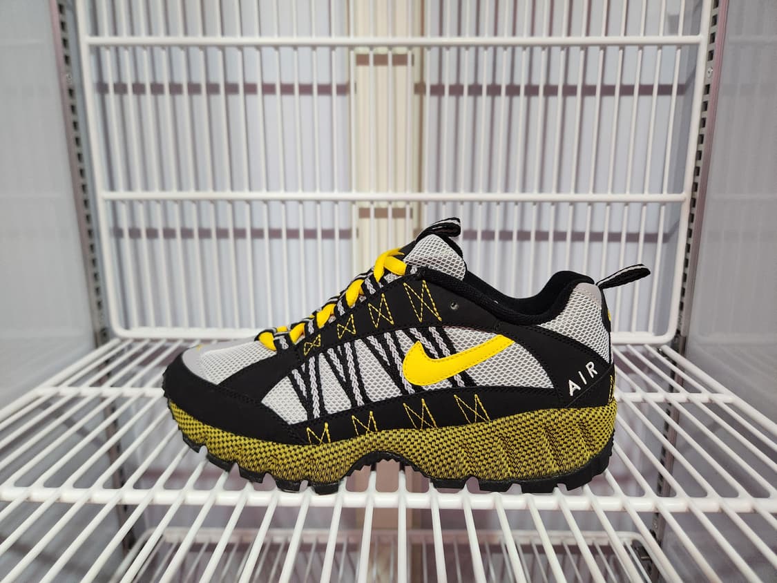 나이키 에어 휴마라 17 AJ1102-001  250mm 상품이미지1