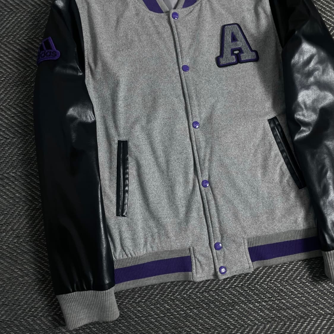 아디다스 빅로고 레더 스웻 바시티 자켓o 3433 상품이미지2