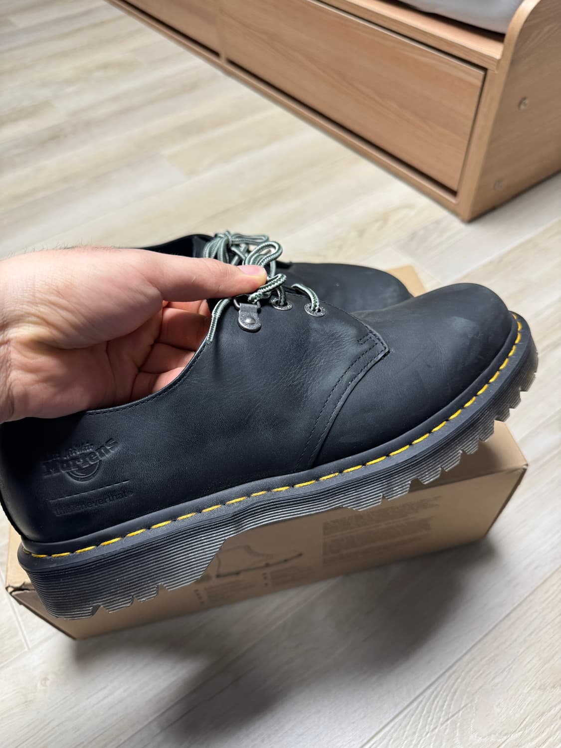 [11] 닥터마틴 x 디스이즈네버댓 1461 상품이미지3