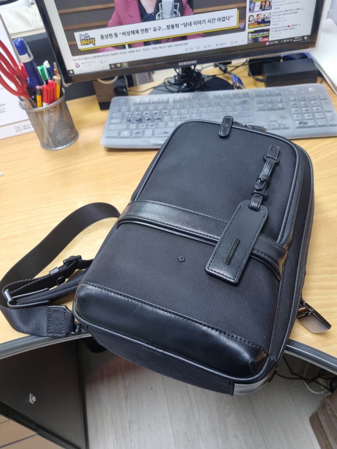 샘소나이트 벤슨 슬링백 상품이미지2