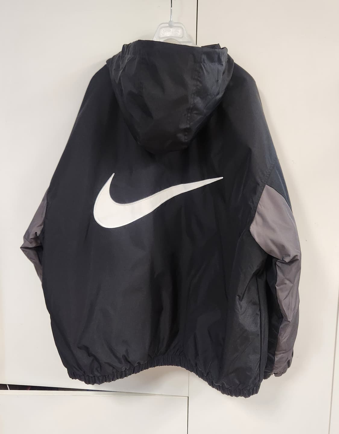 나이키 솔로 스우시 경량 패딩 푸퍼 바람막이 후드 자켓 XL 상품이미지3