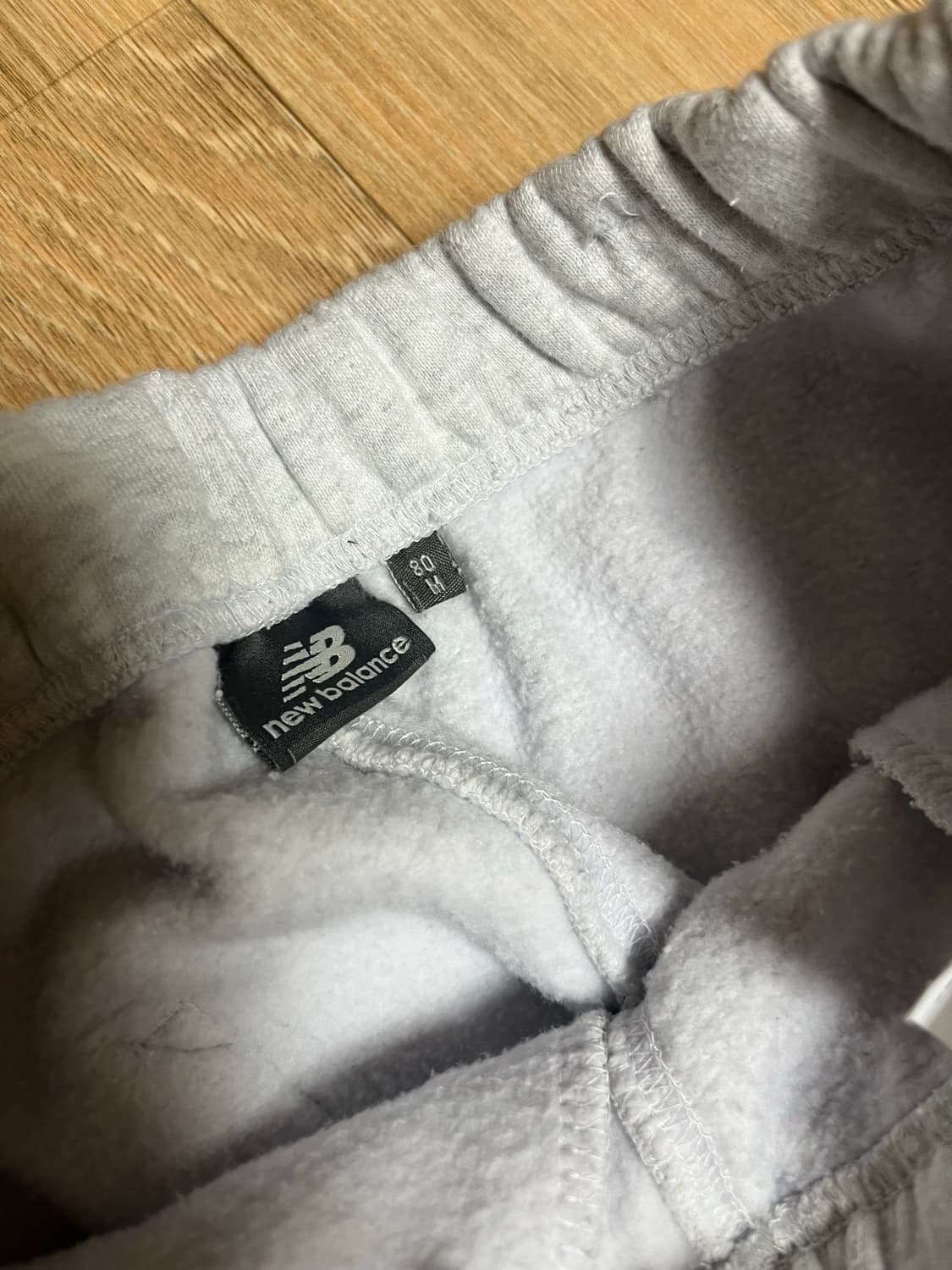 뉴발란스 아이보리 기모 트레이닝 바지 상품이미지5