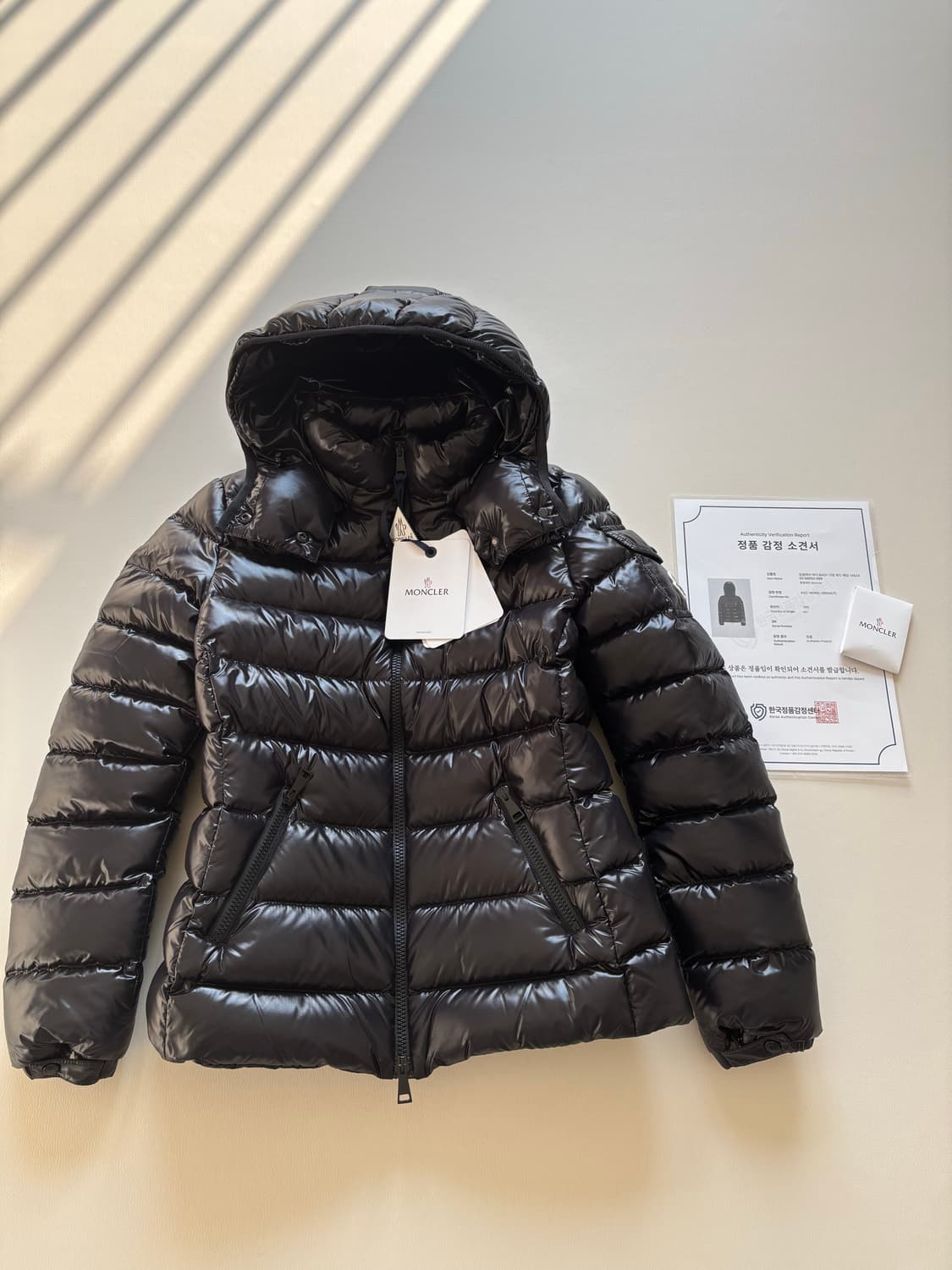 몽클레어 바디블랙패딩 상품이미지1