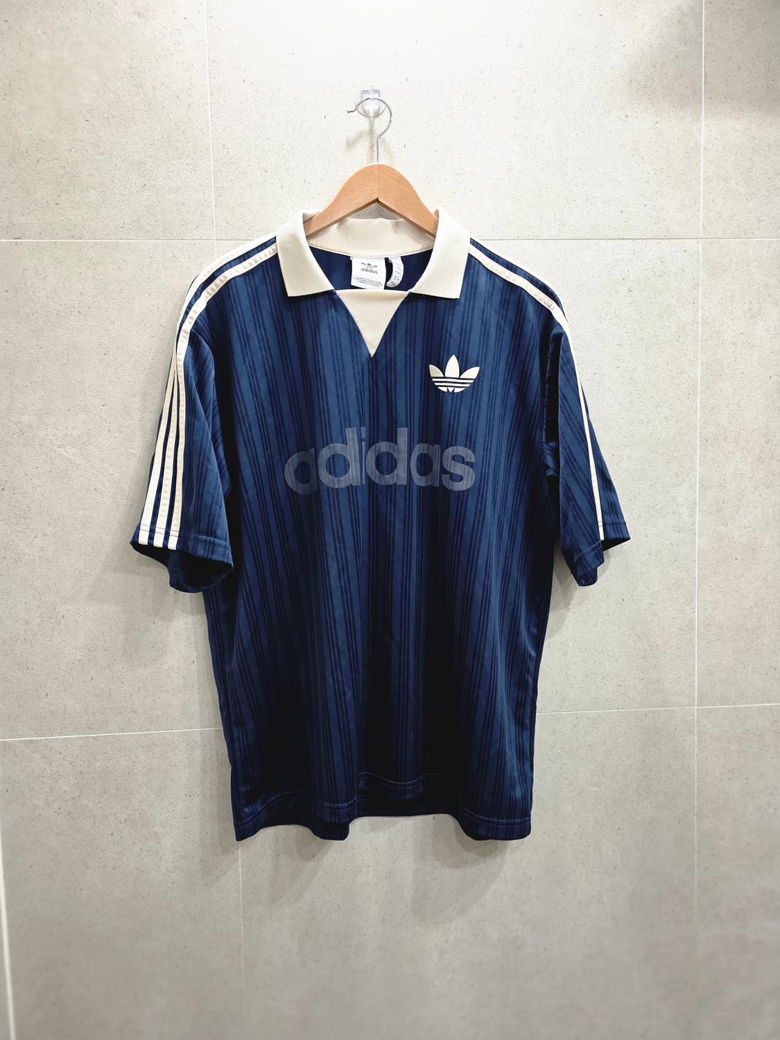 공용)아디다스 오리지널스 칼라드 골리 탑 블랙 M 상품이미지2