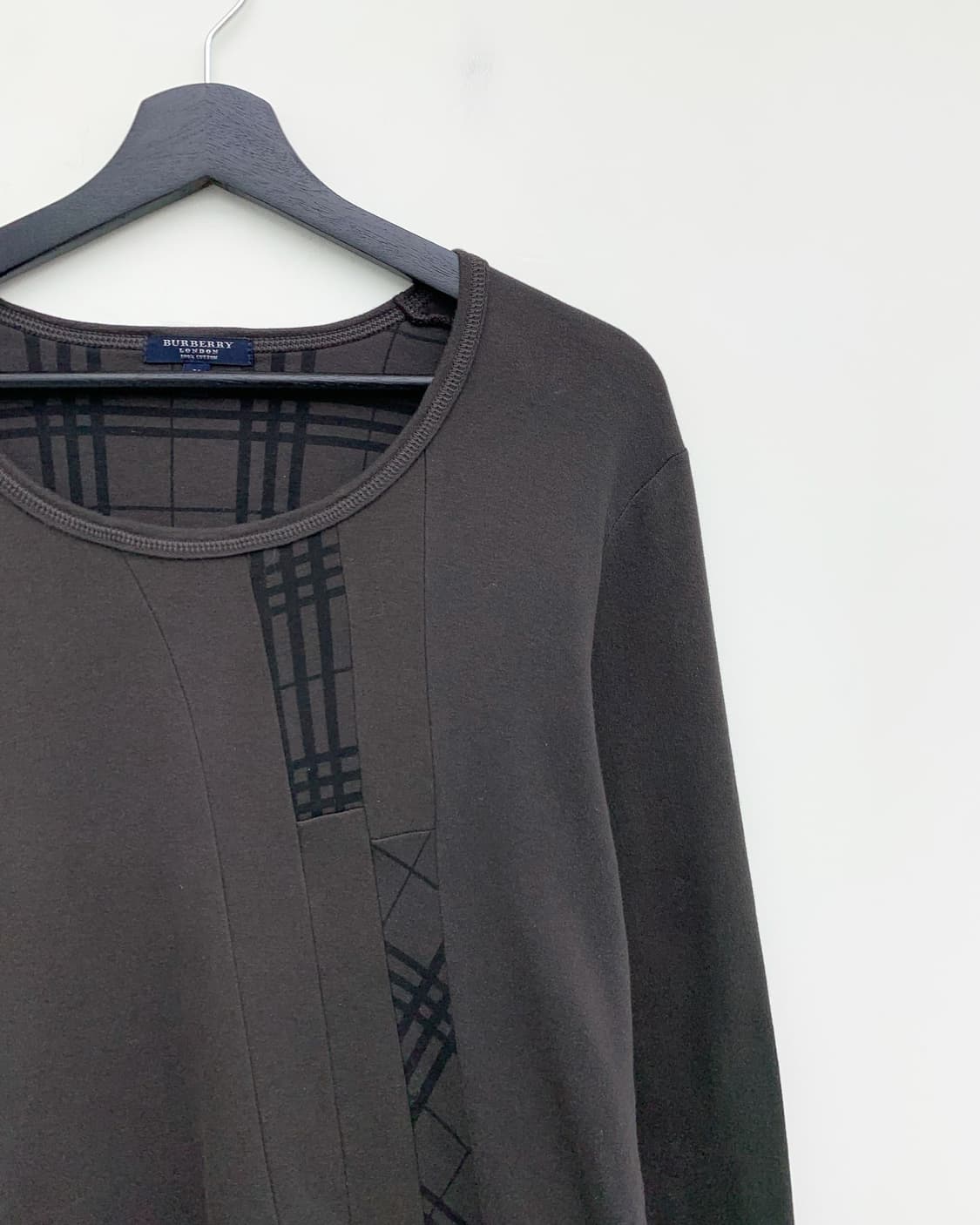 버버리 노바 체크 패널 코코아 롱 슬리브 티셔츠 상품이미지3