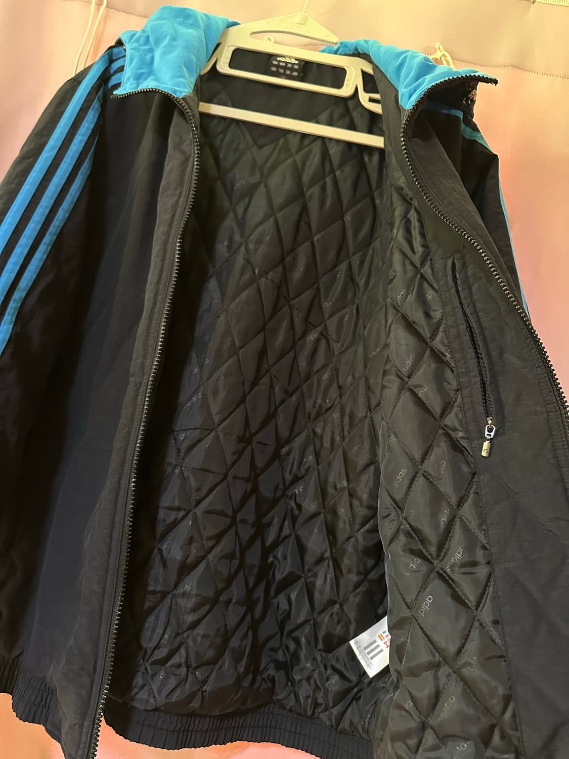 아디다스 올드스쿨 누빔점퍼 아디다스 블랙 블루 삼선 집업 상품이미지3