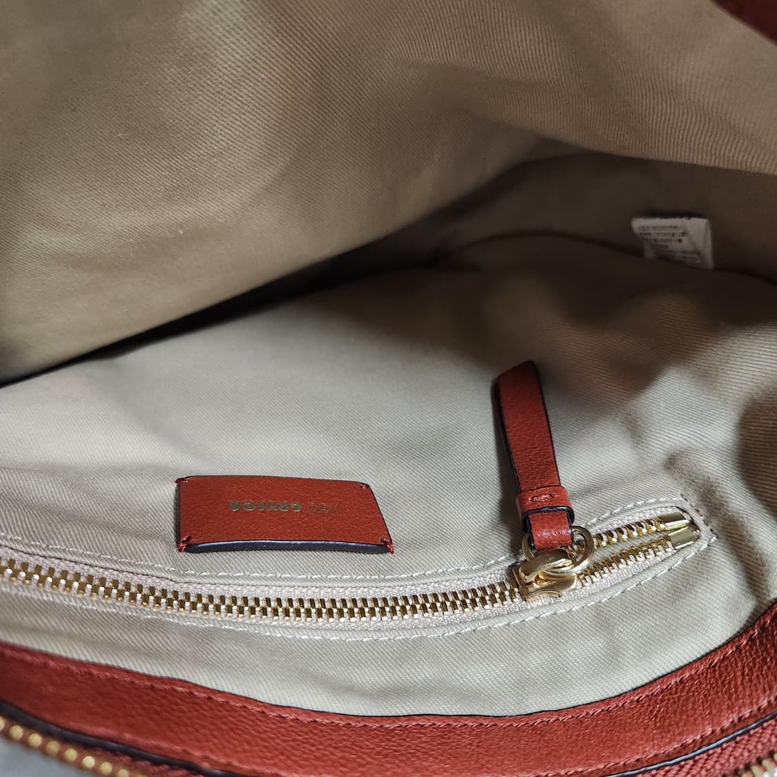 H812 조이그라이슨  반달 가죽 크로스백 가방
 상품이미지6