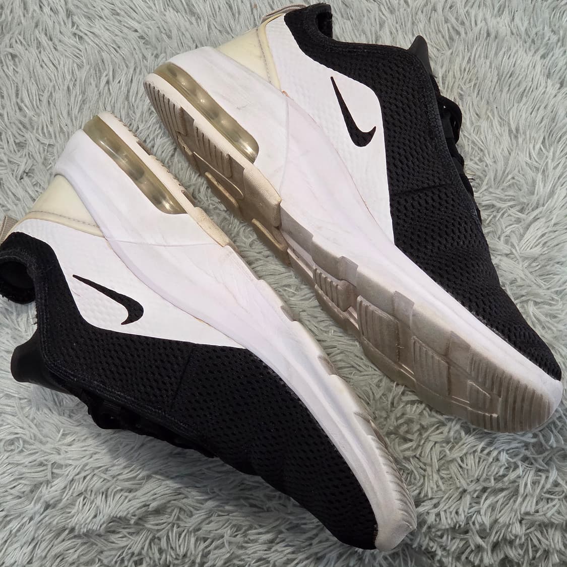 5a-6:나이키 에어 맥스 모션 2 블랙 화이트(275mm) 상품이미지7