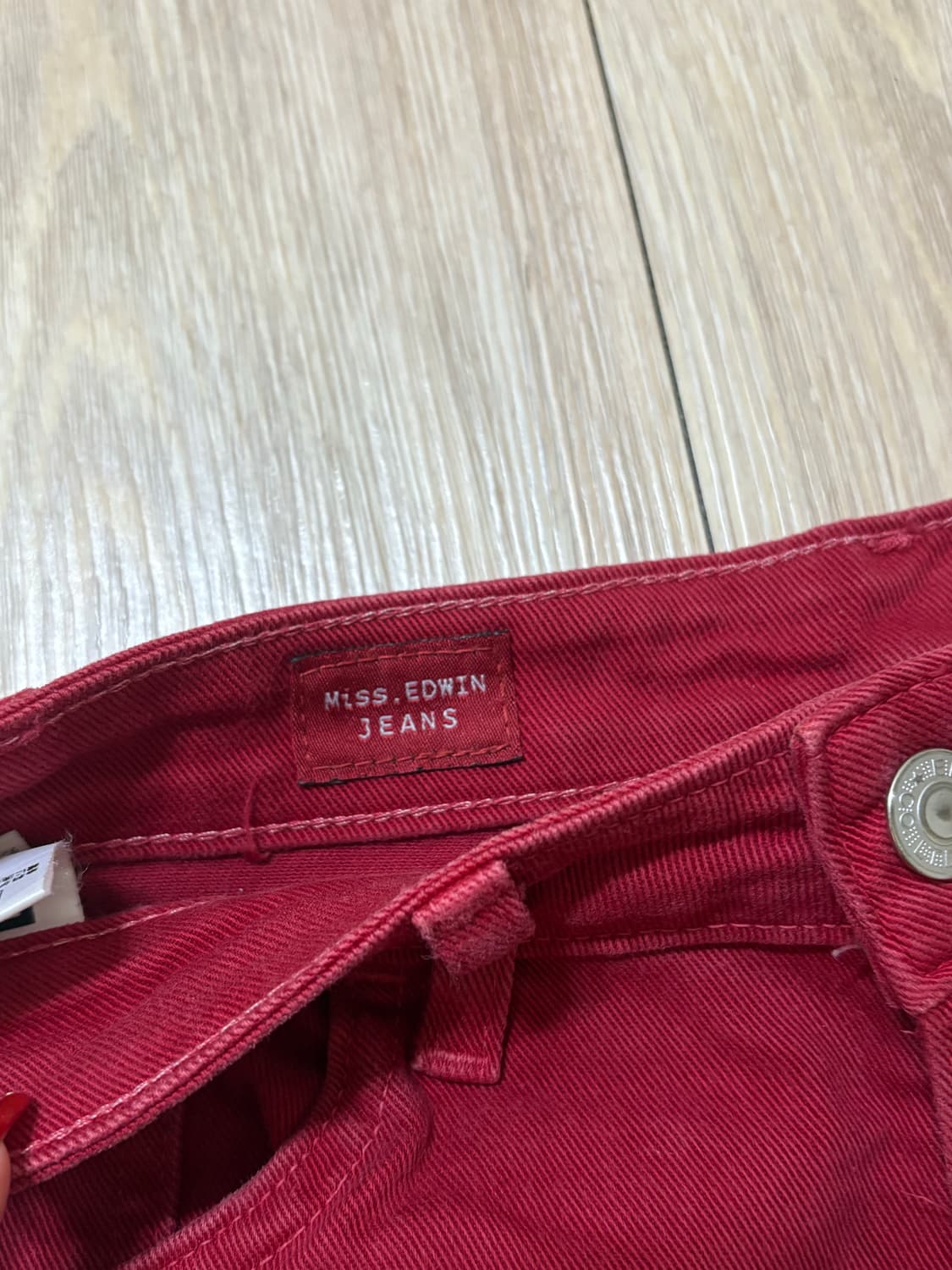 에드윈 커스텀 플레어 레드 데님 팬츠 상품이미지3