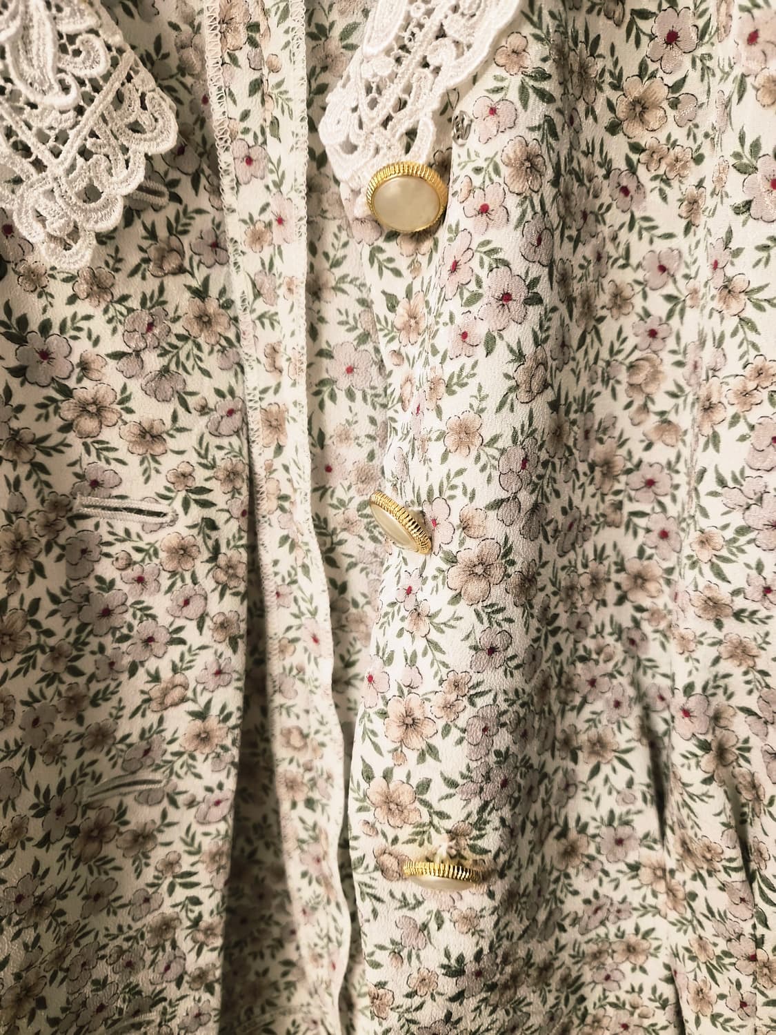 오브제(objet) 빈티지 플라워 레이스 칼라 블라우스 상품이미지4