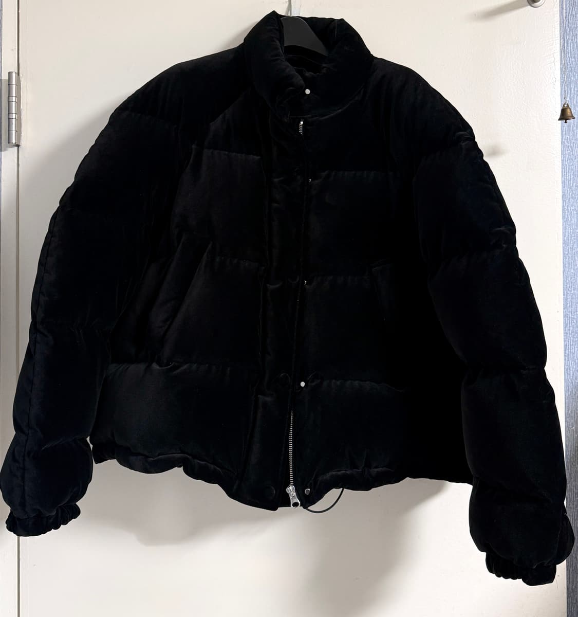 낫띵리튼 패딩! 얼바닉30 포터리 르메르 프라다 아모멘토 로에베 에토스 상품이미지7