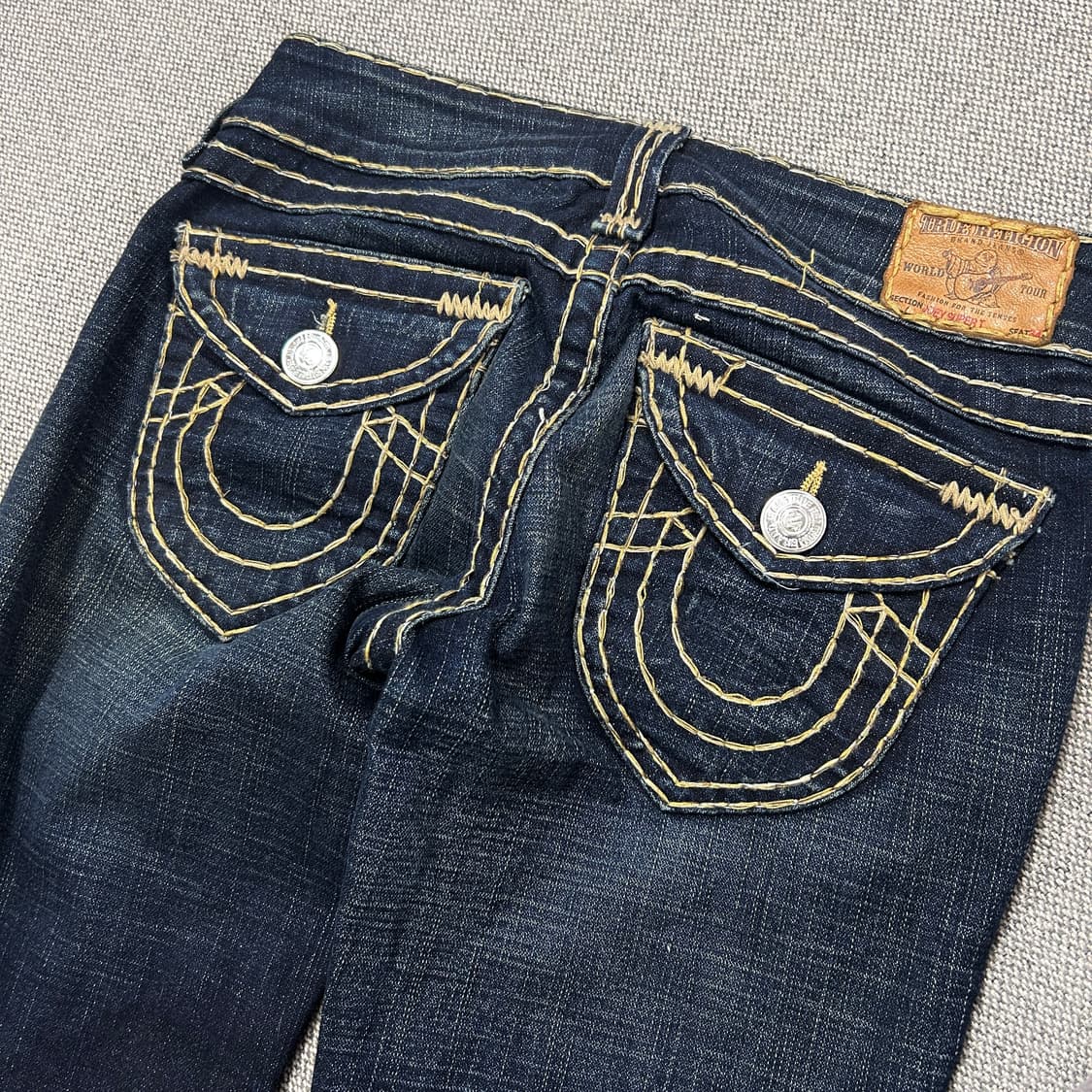 트루릴리전 조이 슈퍼티 스티치 데님팬츠(27) 상품이미지4