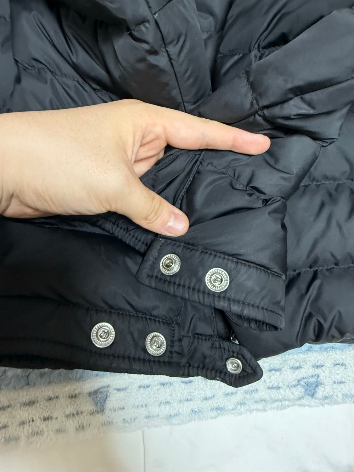 몽클레어 아미오 패딩 4사이즈 풀박스 상품이미지4